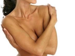 Как сохранить грудь пышной и упругой